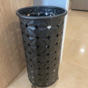 Paragüero Metal Negro